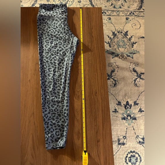 Free shirt with purchase of leggings, blue/grey leopard print leggings, outfit - Picture 7 of 7